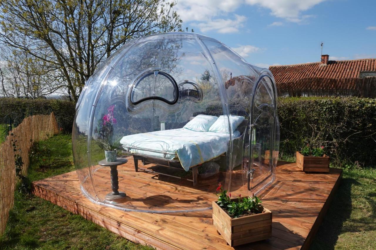 Gite 4 Etoiles Avec Hebergement Insolite - 10 Personnes Foussais 外观 照片